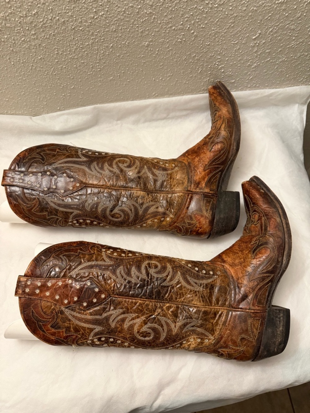 Old Gringo Tan Embroidered Leather Cowboy Boots, pre-owned, Sz7 - Picture 9 of 16